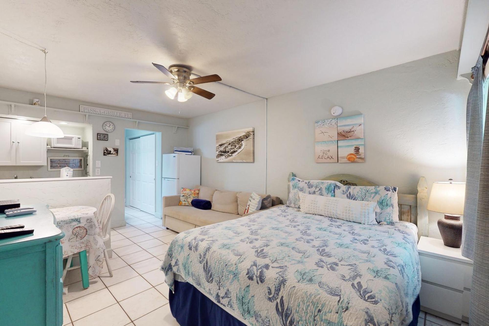 Pass-A-Grille Beach Retreat Unit 8 เซนต์พีทบีช ภายนอก รูปภาพ