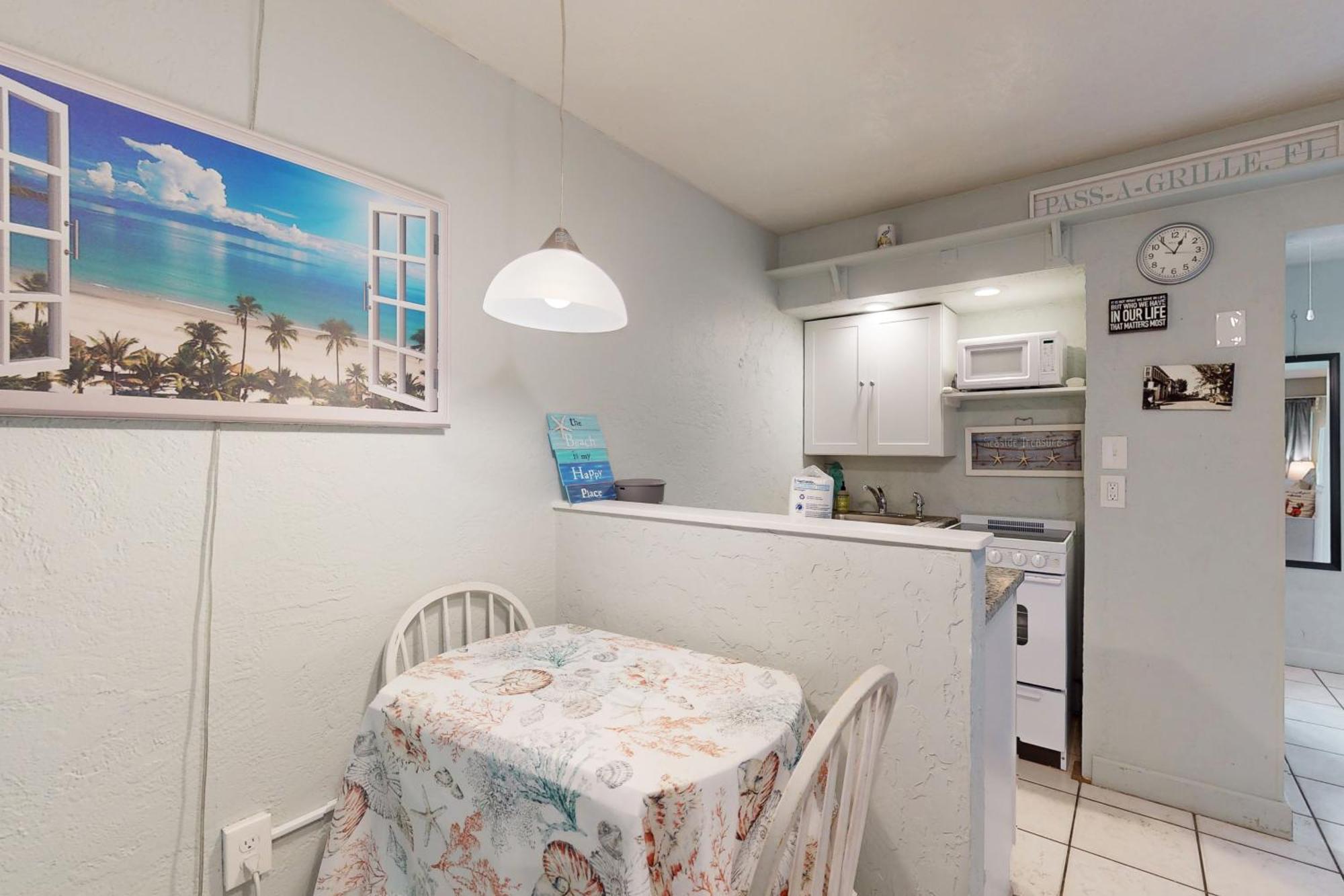 Pass-A-Grille Beach Retreat Unit 8 เซนต์พีทบีช ภายนอก รูปภาพ