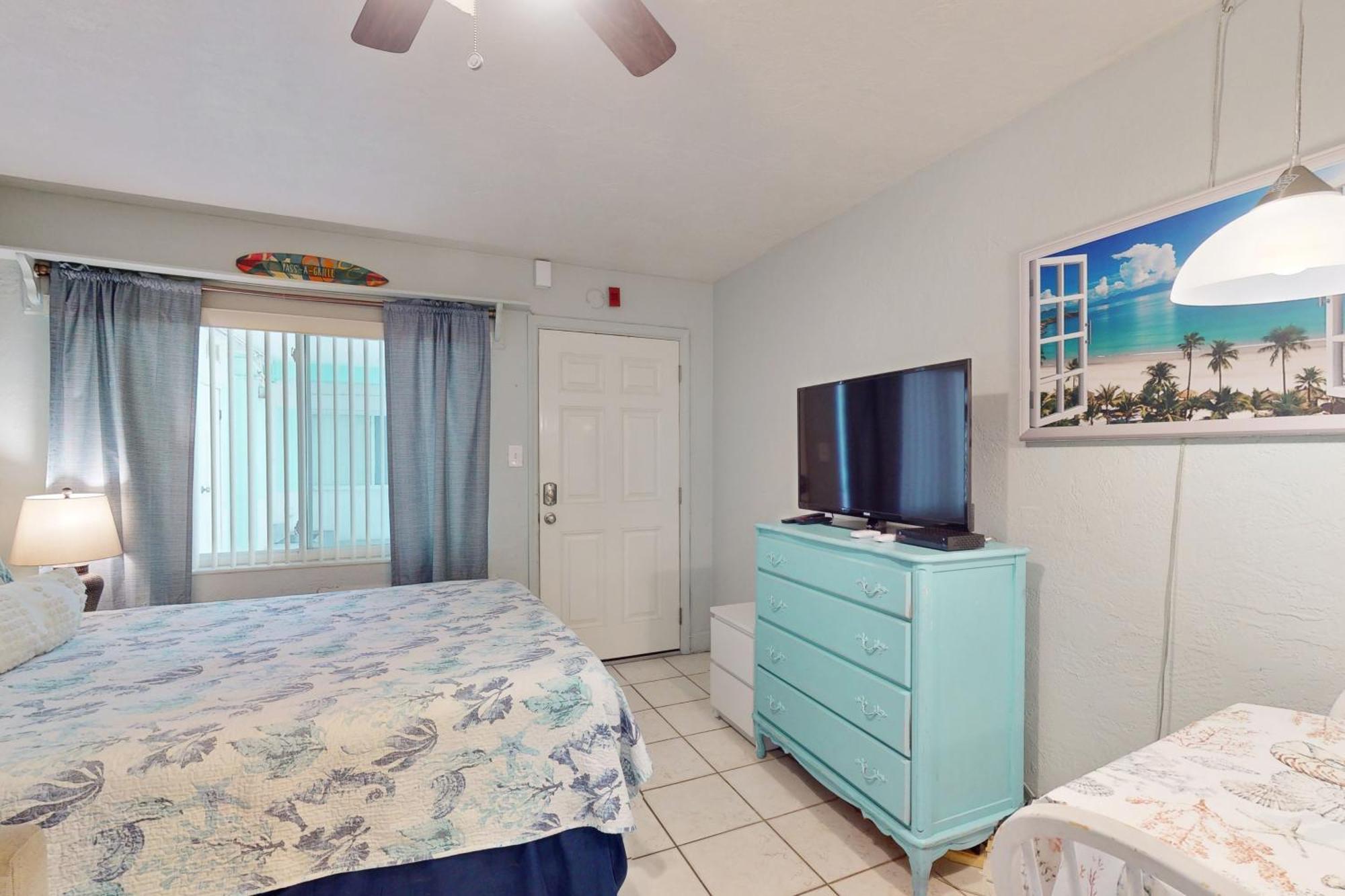 Pass-A-Grille Beach Retreat Unit 8 เซนต์พีทบีช ภายนอก รูปภาพ